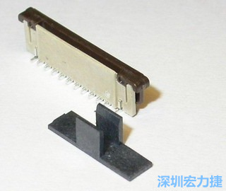 最后變更回塑膠蓋子 (cap)，但改為夾外側